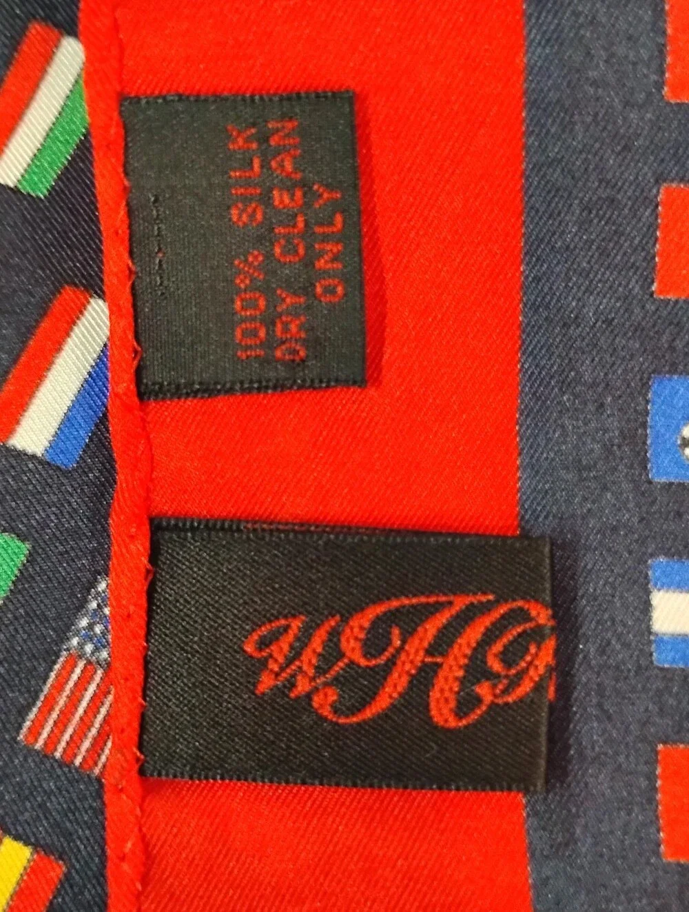 SILK WORLD FLAGS SCARF NWOT